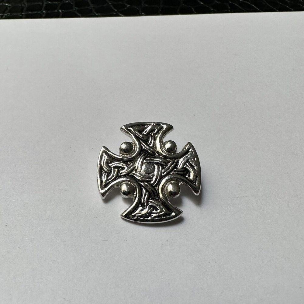 Signed CJ Scotland Silver Tone Brooch Pin Celtic Cross